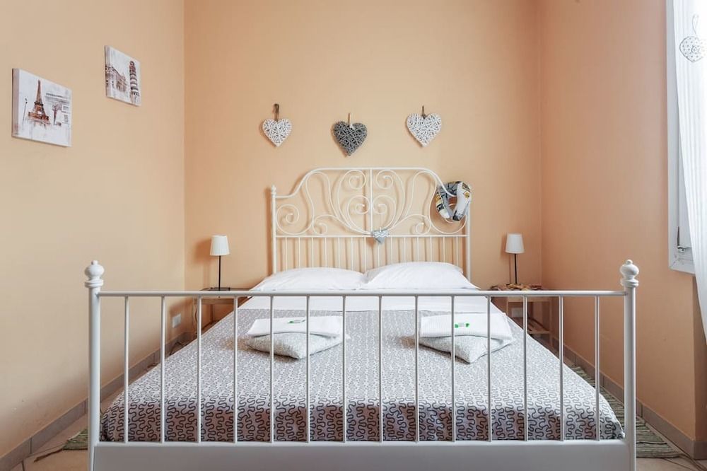 Stazione Centrale Bed & Breakfast Bologna Exterior photo