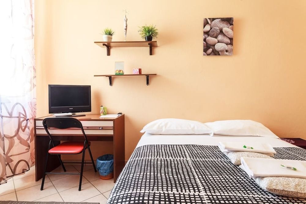 Stazione Centrale Bed & Breakfast Bologna Exterior photo