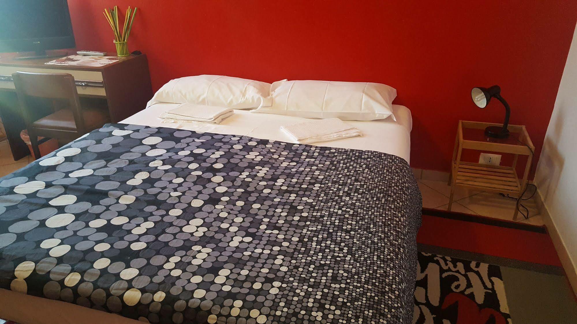 Stazione Centrale Bed & Breakfast Bologna Exterior photo